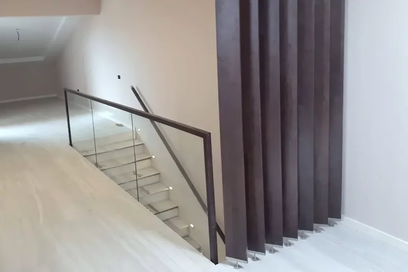 Balustrade moderne pentru case si spatii comerciale