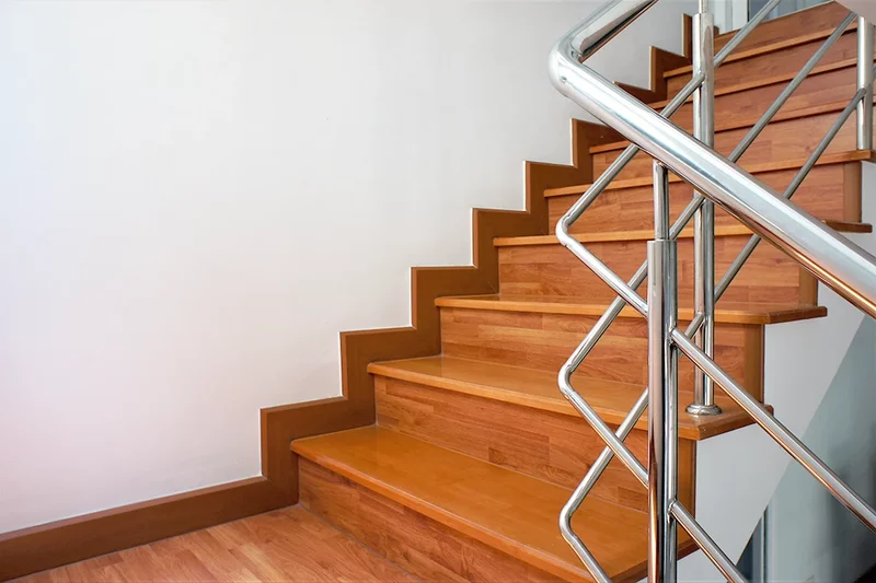 Balustrade moderne pentru case si spatii comerciale